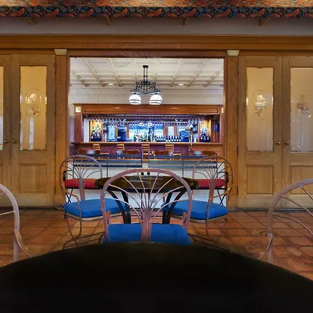 Disney'S Port Orleans Resort - Riverside-3